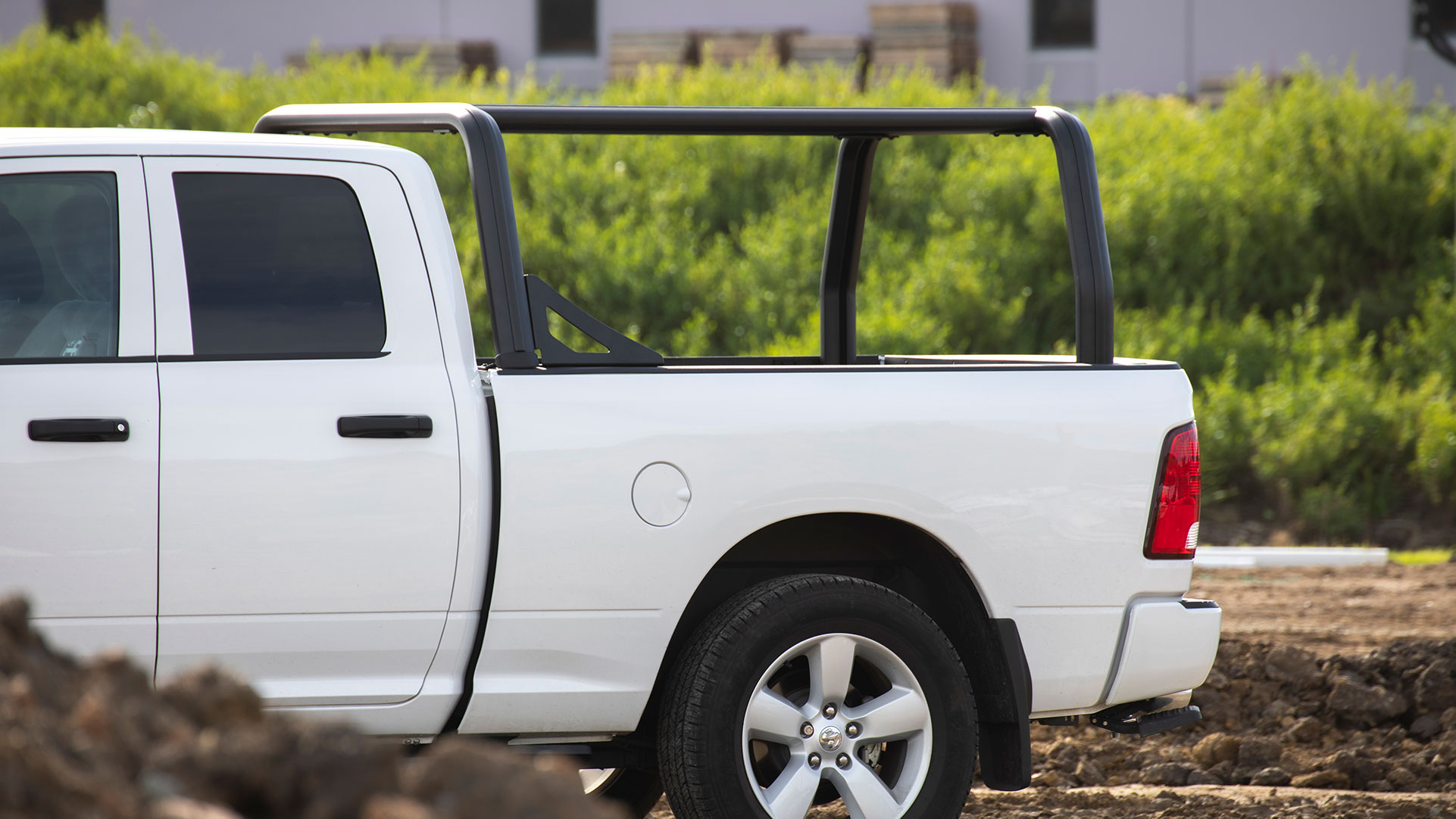 XT150 rack bars with Comtruk cross bars