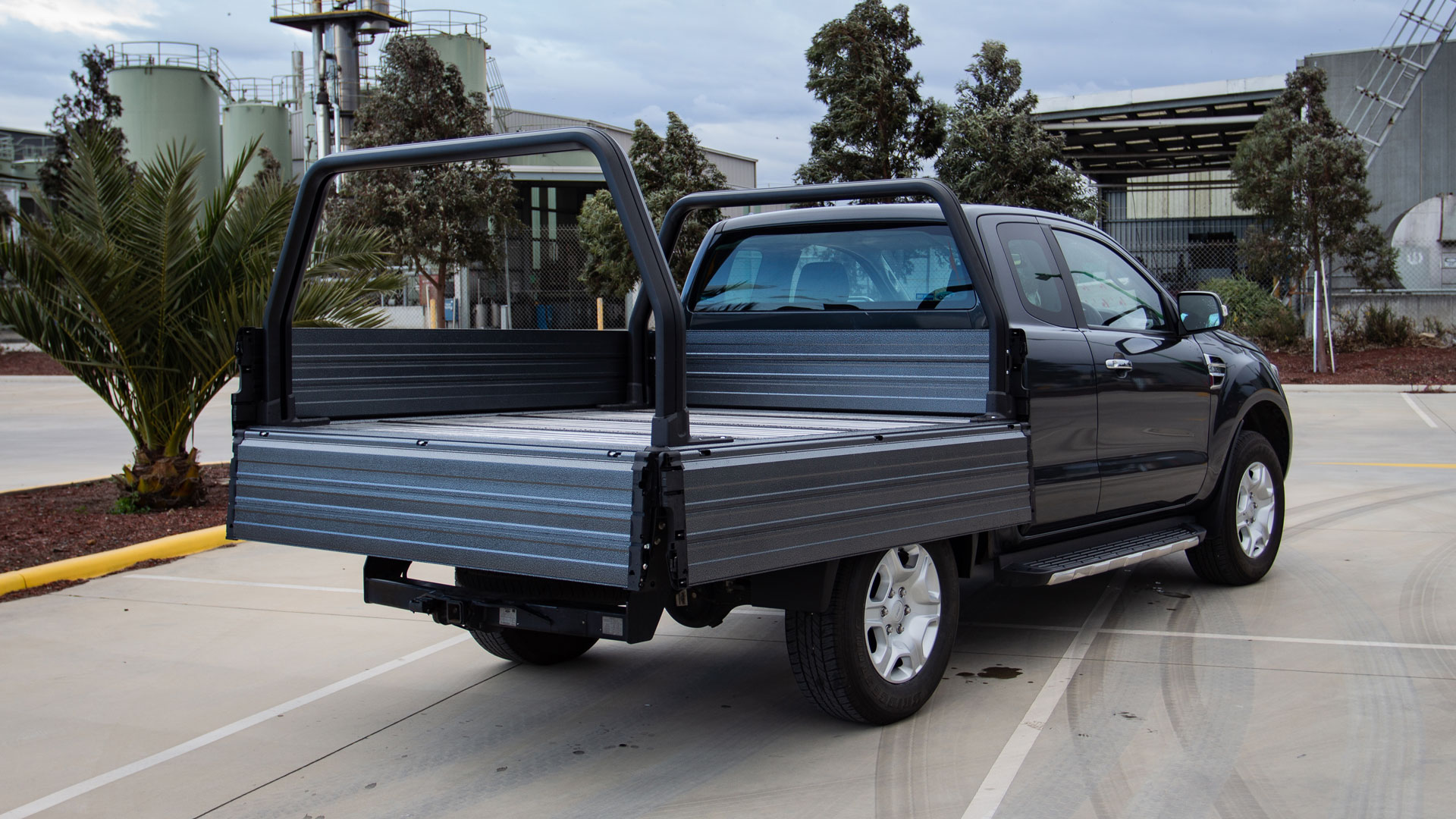 Ford Ranger SUB alloyt tray with grey finish